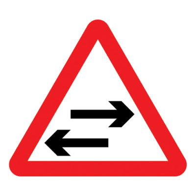  Two way traffic crosses one way road 